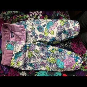 Patagonia snowpants size 12-18 months